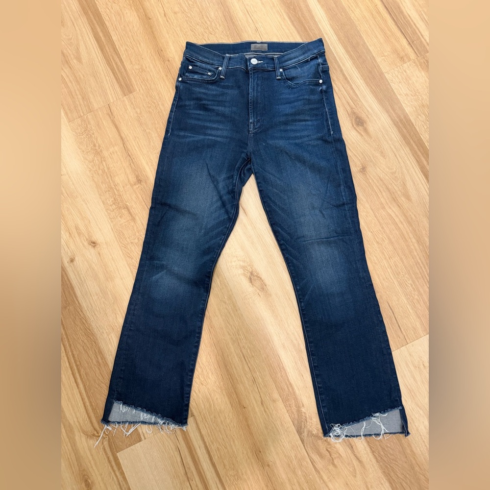 MOTHER the Insider crop step fray- tongue and chic